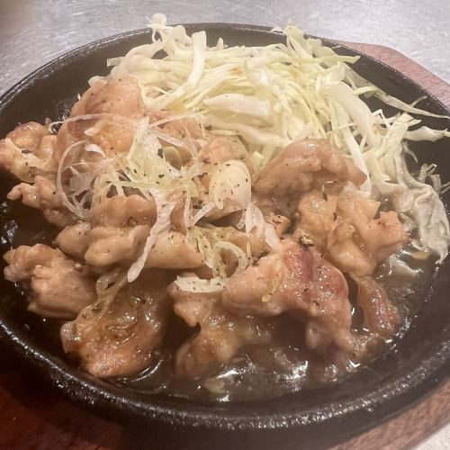 Stir-fried chicken neck with green onions and salt