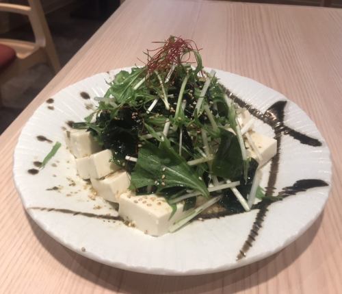 豆腐サラダ