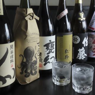 お酒も各種取り揃えております◎