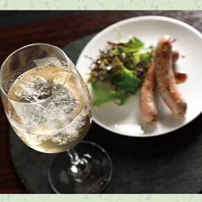 【期間限定】ぶどうの森クラフトジンと自家製ソーセージのちょい飲みお試しセット