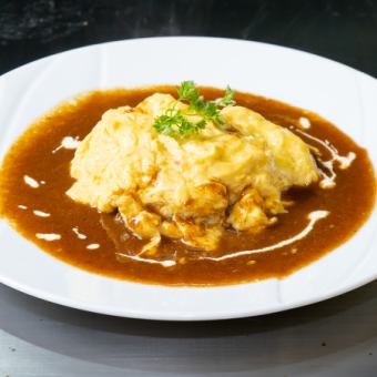 和牛ホホ肉と牛すじ肉の半熟オムレツ