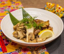 やんばる鶏と茸のグリル 焦がしバター醤油