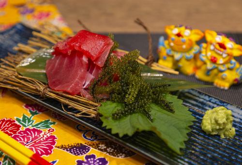 Tuna sashimi, fisherman's platter