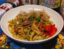 A-1 Sauce Yakisoba (size selectable)