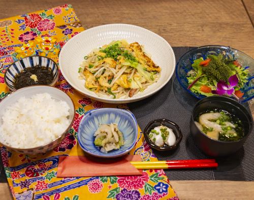 ちゃんぷるー御膳（麩）