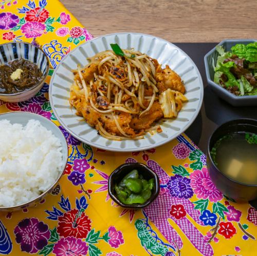 Fried chicken and Tamana island chili oil champuru set meal