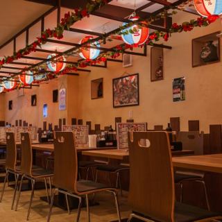 我們也接受私人預訂。在氛圍溫馨、環境優雅寧靜的餐廳裡，品嚐沖繩美食，享受一段特別的時光。如需了解更多資訊或預訂，請聯絡我們！