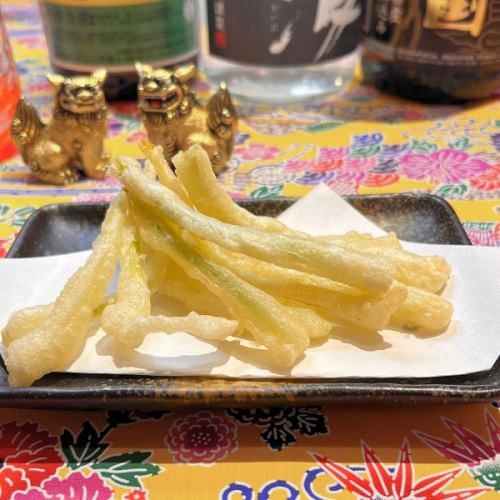 島らっきょうの天ぷら