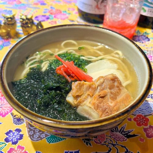 あおさソーキそば（サイズ選択可）