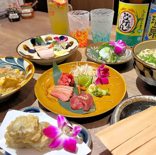本格！自家製テビチ煮や島らっきょう