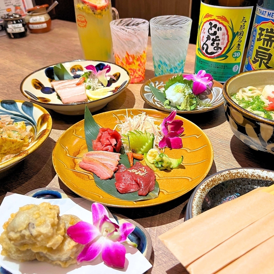 味自慢の沖縄郷土料理&創作料理を沢山ご用意しております!