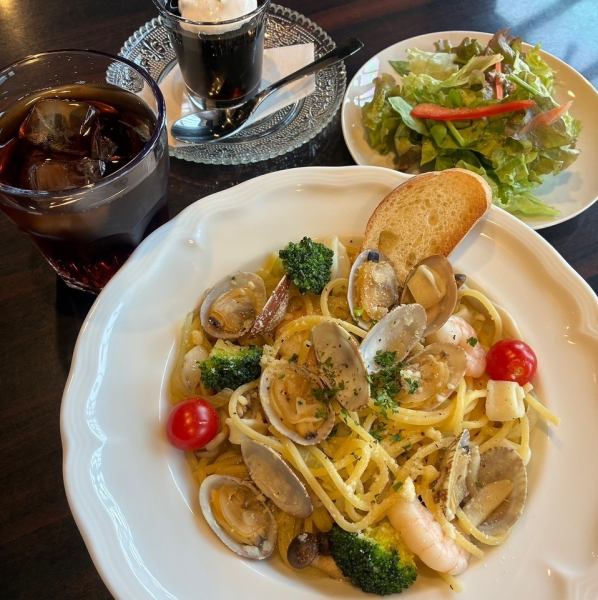 【デザート付き】お得なランチ限定セット♪