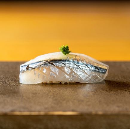 【ランチ】お任せ握り（十五貫）　※土日祝のみ