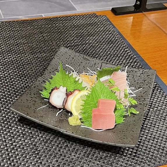 本日お刺身3種盛り合わせ