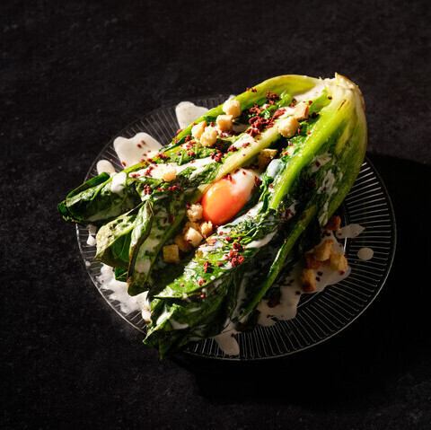 ロメインレタスのシーザーサラダ