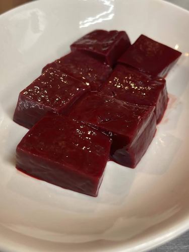 今天的推荐
“肝酱 1400日元”
我们有美味的肝脏!
一道广受欢迎的菜肴,以新鲜切丁的肝脏搭配自制芝麻油烹制而成!
无腥味的肝脏和自制芝麻油的香气令人赞叹。
特级和牛菲力牛排
美味的冲绳黑毛和牛牛柳现正热卖!
今天是最后一天。4,980日元 → 3,980日元!
请抓住这个机会尝试一下!
“特选烤香菇 700日元”
来自新潟县的肥美香菇!
用炭火烤制后,它鲜嫩多汁,美味可口。
今日其他推荐菜品包括和牛裙边牛排、和牛烤排骨和特级盐烤牛肚。
#道浦 #Kunitachi #Yaho #KunitachiGourmet #Yakiniku