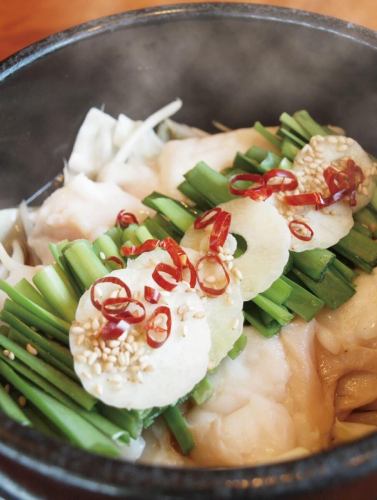 本月推薦午餐

“牛排碗午餐”
自製牛排醬汁和米飯簡直是絕配！

“蔥油雞肝套餐”
它之所以美味，是因為它是國產牛肝！
它非常受歡迎，所以我們將繼續提供！

“Motsunabe 午餐”
豬雜火鍋（Motsunabe）也將在本月底停售。
趁還能吃，讓我們最後再吃一次吧！

今天的烤排骨是仙台牛肉！ ！
我們也推薦「和牛烤排午餐」！

#道浦 #Kunitachi #Yaho #Kunitachi Gourmet #Yakiniku