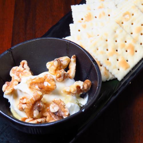 Walnut Cheese with Honey / Cream Cheese Pickled in Miso