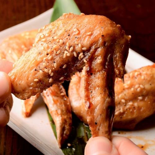 Fried chicken wings/saki squid tempura
