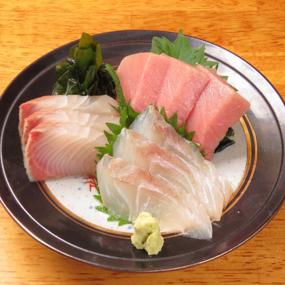 新鮮なお刺身もご用意しております!