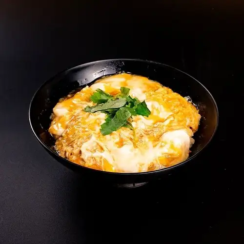 半熟卵の玉子丼