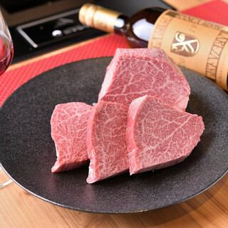 A5级日本黑牛肉的味道异常出色