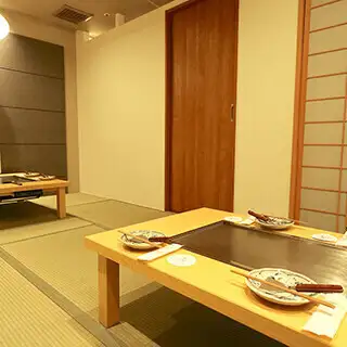 座敷4名×2ご用意しております◎