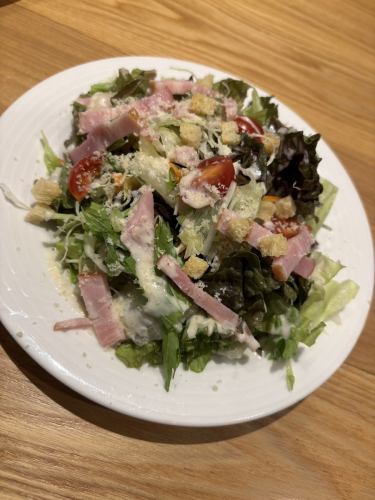 シーザーサラダ
