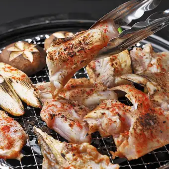 【ランチ／日曜日・祝日限定】てっさ、焼きふぐ、ふぐ寿司を味わう『焼きふぐコース』