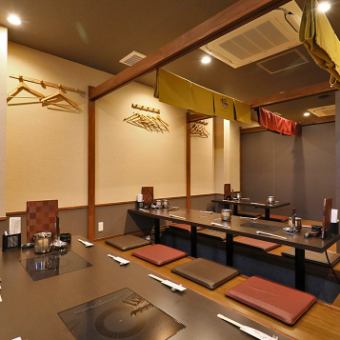 It also accommodates floor charter for up to about 50 people.While enjoying the specialties of our specialty Fugu and Crab, please enjoy it with everyone.No matter how much you drink, there is also a course with a fixed amount of all-you-can-drink, so the secretary is also easy ♪