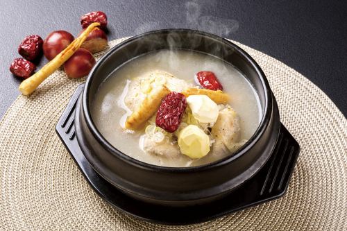 Samgyetang with chicken soaked in flavor ★