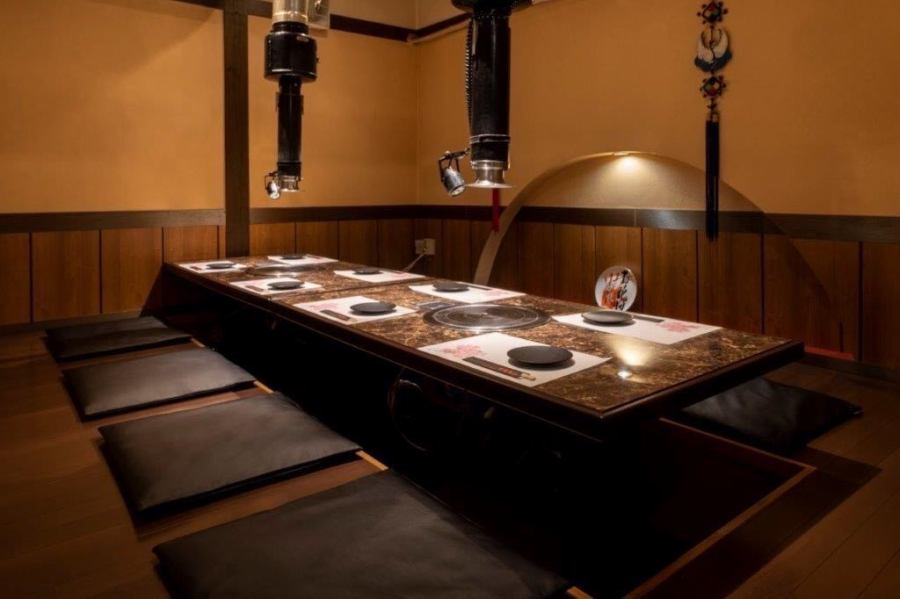 The horigotatsu private room is perfect for company banquets.