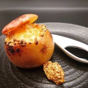 丸ごとリンゴとチキンのグラタン