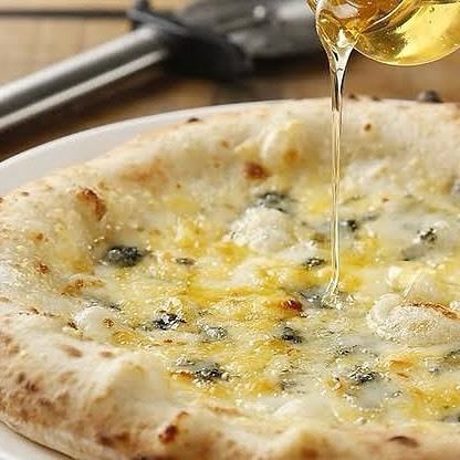 오늘부터! 피자 메뉴 🍕 단골을 남기면서 리뉴얼했습니다 ✨
오징어 먹어 입하하고 있어요~🦑
#hiroshimaitalianao #히로시마 이탈리안 ao #Hiroshimaitalian #히로시마 이탈리안 #히로시마 음식 #불단 거리 #결혼식 2차회 #2차회 #여자회 #생일회 #생일 플레이트 #전세 #hiroshima #히로시마 #히로시마 런치 #히로시마 해피아워 #히로시마 바 #히로시마 치즈 퐁듀 #비파 소 #비건 #vegan #비건 대응 메뉴 있습니다