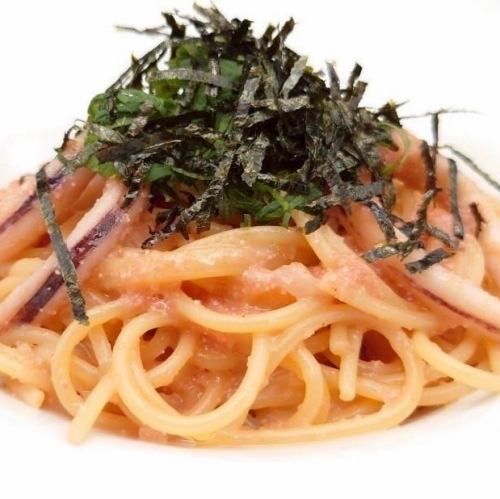 スルメイカと明太子のスパゲッティ 大葉添え