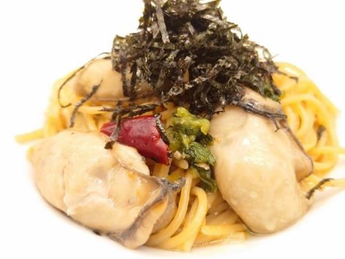 お盆中は沢山のご来店、誠にありがとうございました😊
牡蠣🦪のご注文が多く、品切れにもなりましたが💦本日大量に仕入れております✊ ̖́-
当店の牡蠣は堀口海産様より仕入れており、広島市がブランド認定した安全で、高品質の牡蠣なのです☝️

#hiroshimaitalianao #ヒロシマイタリアンao #Hiroshimaitalian #広島イタリアン #広島グルメ #仏壇通り #結婚式二次会 #二次会 #女子会 #誕生日会 #お誕生日プレート #貸切 #hiroshima #広島 #広島ランチ #広島ハッピーアワー #広島バー #広島県産 #地産地消 #バーニャカウダ #広島チーズフォンデュ #比婆牛 #ヴィーガン #vegan #ヴィーガン対応メニューあります #広島ラクレットチーズ #広島シカゴピザ #ウェディングパーティ #広島牡蠣 #牡蠣料理