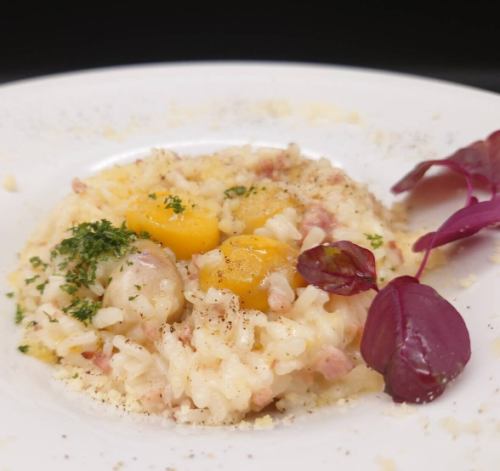 Thank you very much for visiting us during the holidays🙇‍♀️

And today we're introducing our recommended autumn menu!
It's still hot, but autumn is slowly starting to feel...
Made with plenty of tender chestnuts
Autumn limited edition 🌰 Sausage ragu and chestnut cream risotto is now available!

With a gentle sweetness and creamy taste,
Even in the heat, you can feel the autumn air.

Please come and enjoy the flavors that are only available this season 😊

#hiroshimaitalianao #HiroshimaItalianao #Hiroshimaitalian #HiroshimaItalian #HiroshimaGourmet #BuddhistAltarStreet #WeddingReception #AfterParty #GirlsNightOut #BirthdayParty #BirthdayPlate #PrivateRestaurant #Hiroshima #HiroshimaLunch #HiroshimaHappyHour #HiroshimaBar #HiroshimaProduce #LocalProduce #BagnaCauda #HiroshimaCheeseFondue #HibaBeef #Vegan #VeganMenuAvailable #HiroshimaRacletteCheese #HiroshimaChicagoPizza #WeddingParty #ChestnutCreamRisotto Autumn Recommendations