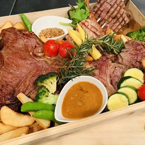 夏だ！肉だ！肉盛ボックス