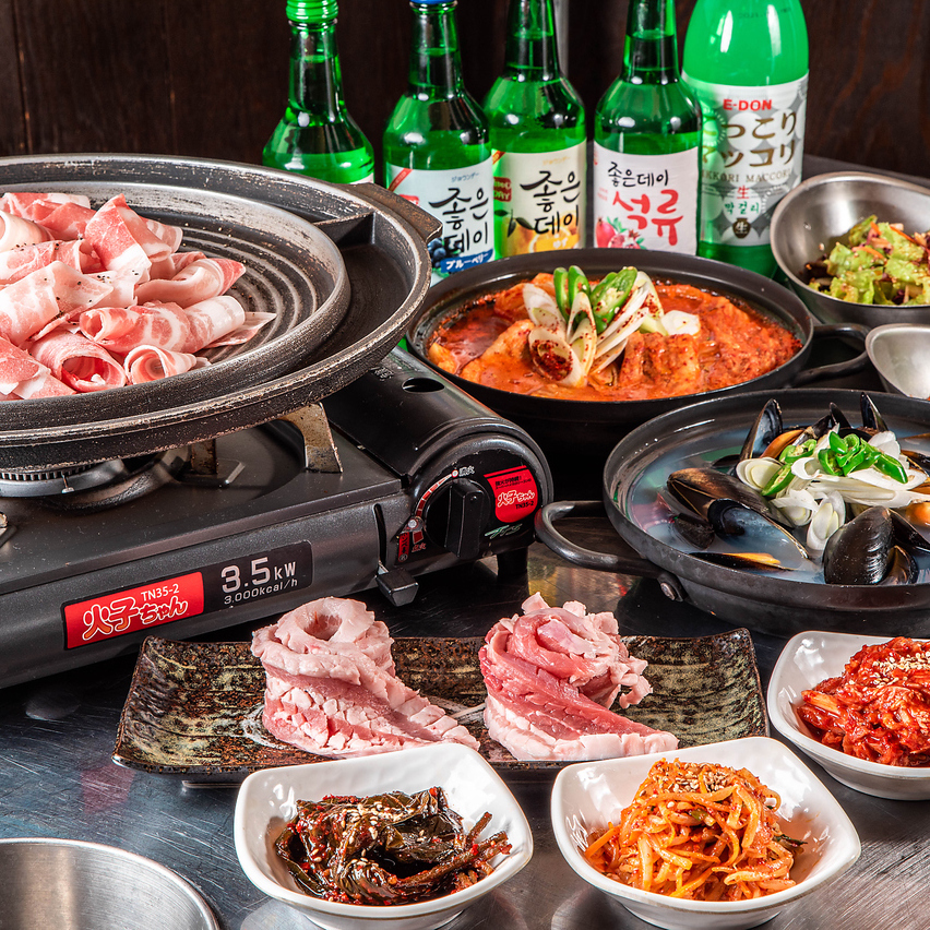 韓国屋台風の憧れのシチュエーションで食べる本格韓国料理は絶品