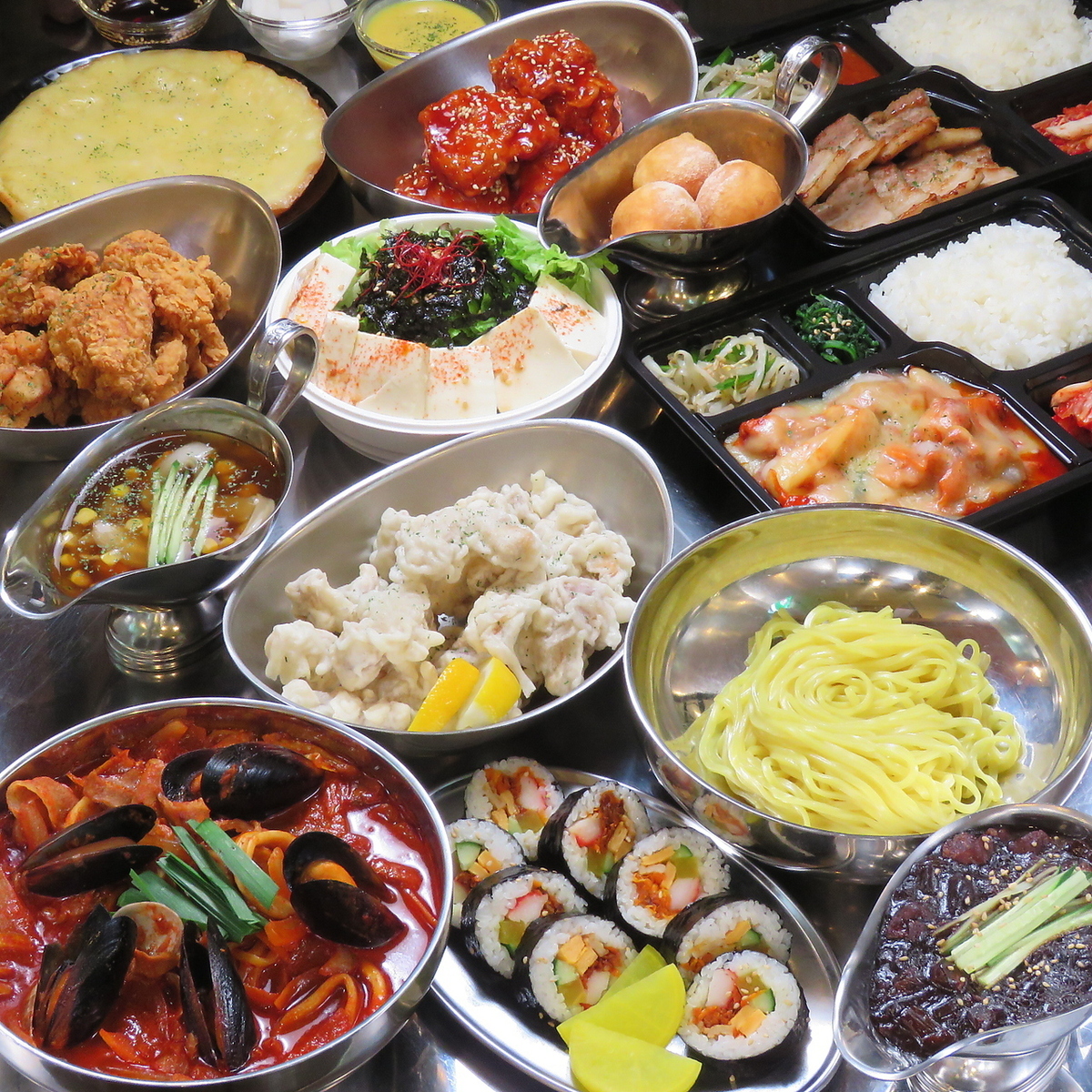 サムギョプサルやチキン含む豪華食べ飲み放題コースが充実！