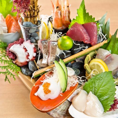Luxurious sashimi platter