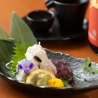 鱧の焼霜造り(3貫)