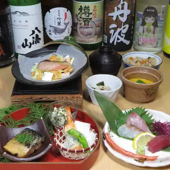 九月和十月限时优惠：“赏月怀石料理套餐” 2700日元（含税）