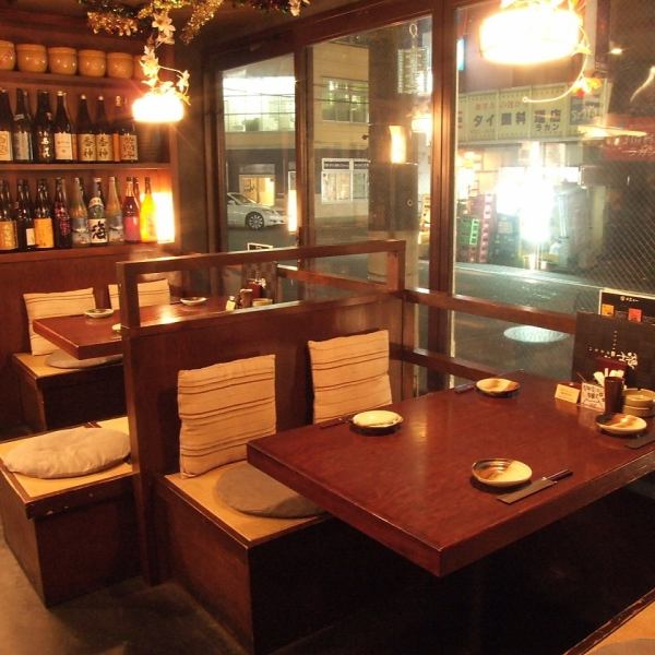 [Tatami chair seats for 2 to 5 people] With fluffy cushions! The BOX seats by the window have a lot of openness! You can relax even if you come to a regular drinking party.Use coupons and leave [window glass message] for anniversaries and birthday celebrations♪
