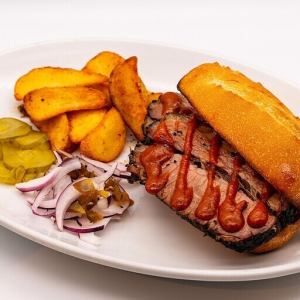 ブリスケットサンドイッチ