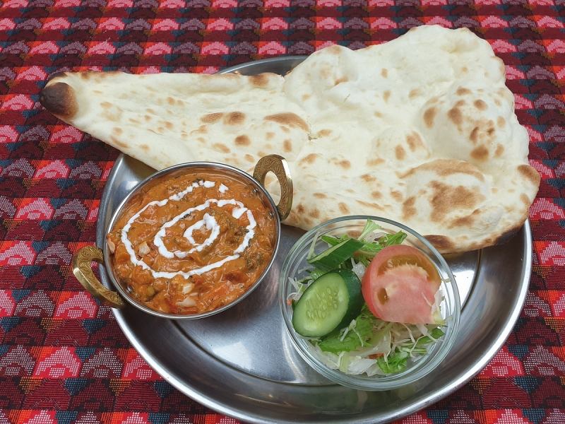 A 5-minute walk from Saidaiji Station ★ We serve authentic Indian curry at a reasonable price.Suitable for various occasions such as lunch use, banquets, families with children ☆ Charter from 15 people OK! Great value 2 hours all-you-can-eat and drink 3690 yen, lunch set 850 yen ~, dinner set 1080 yen ~, etc. We have a menu.