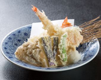 Assorted shrimp tempura