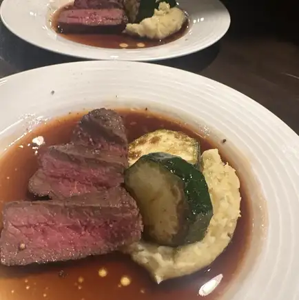 Limited to 2 people! Choose your course and enjoy 3 glasses of chef's choice wine for 6000 yen.