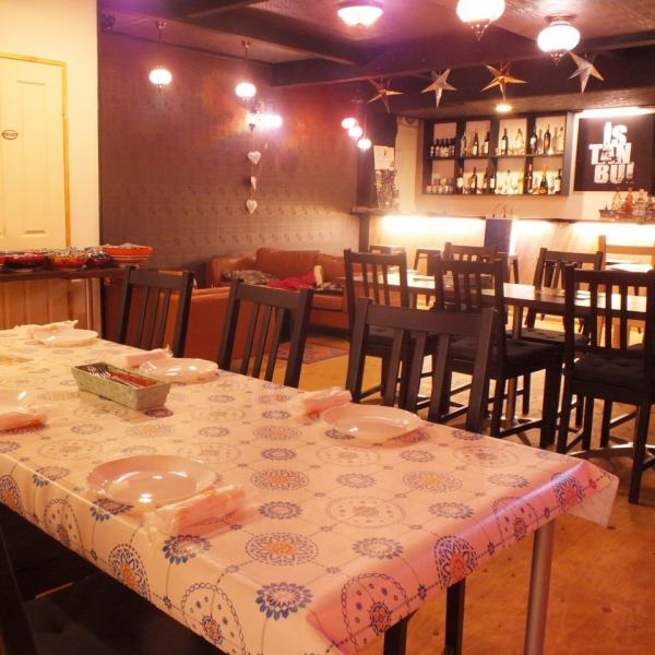 An authentic Turkish restaurant that is crowded with adults at lunch and at night.Turkish lamps play a role in creating an atmosphere that feels like you're in Turkey ♪ Come visit us for a date or a party with a large number of people ♪ (after-party/reservation/banquet/microphone)