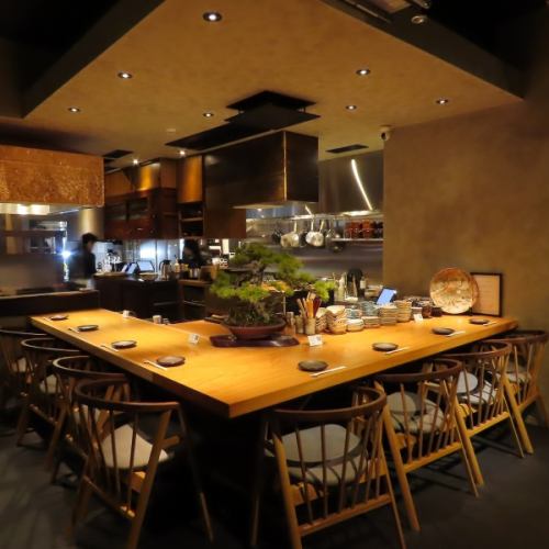 Experience the thrill of watching the food being grilled right before your eyes.Our restaurant's specialty: robatayaki (charcoal-grilled food)